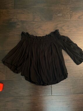 Indah Black Off-Shoulder Smocked Top XS